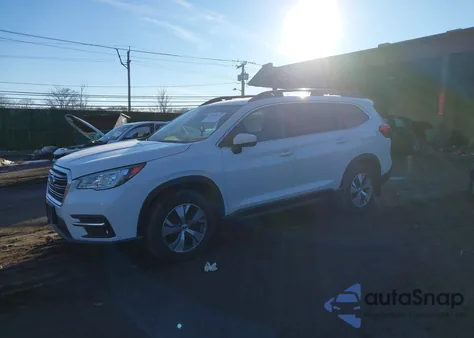 2020 Subaru Ascent Premium из США, поврежденный, VIN 4S4WMACD5L3443813